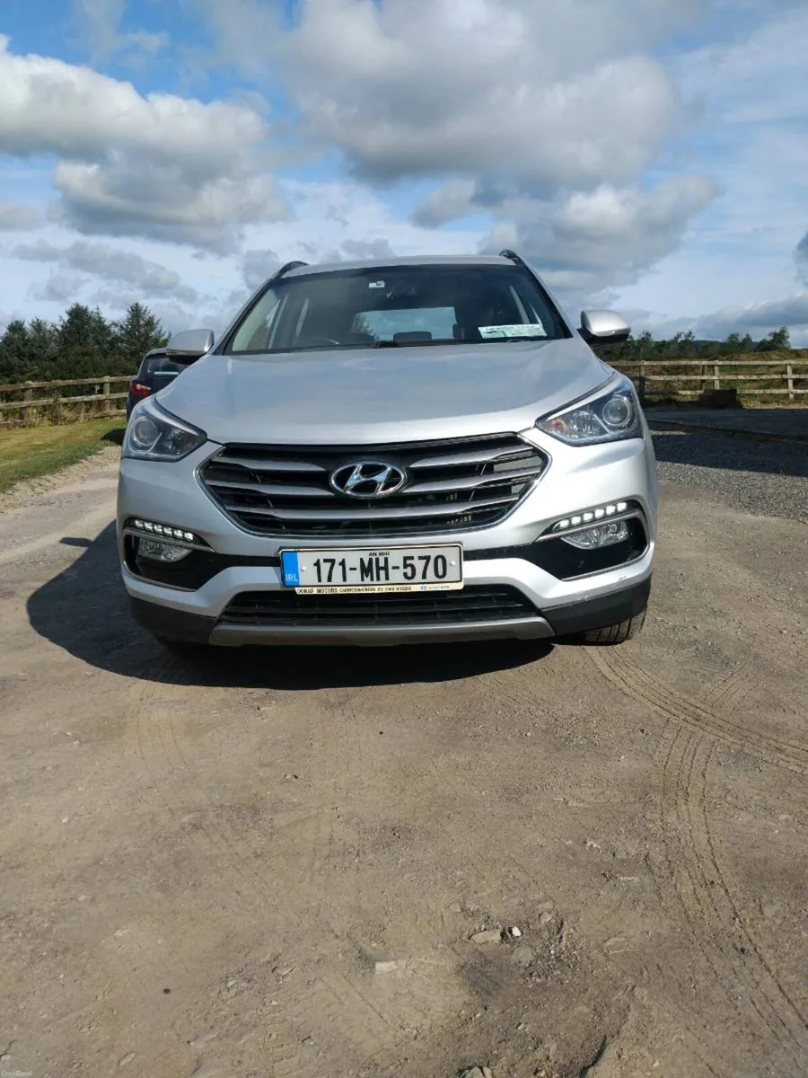 Hyundai Santa Fe 7 seater - Image 1