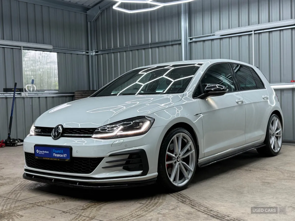Volkswagen Golf 2017, PRICE ON IRISH PLATES - Image 3