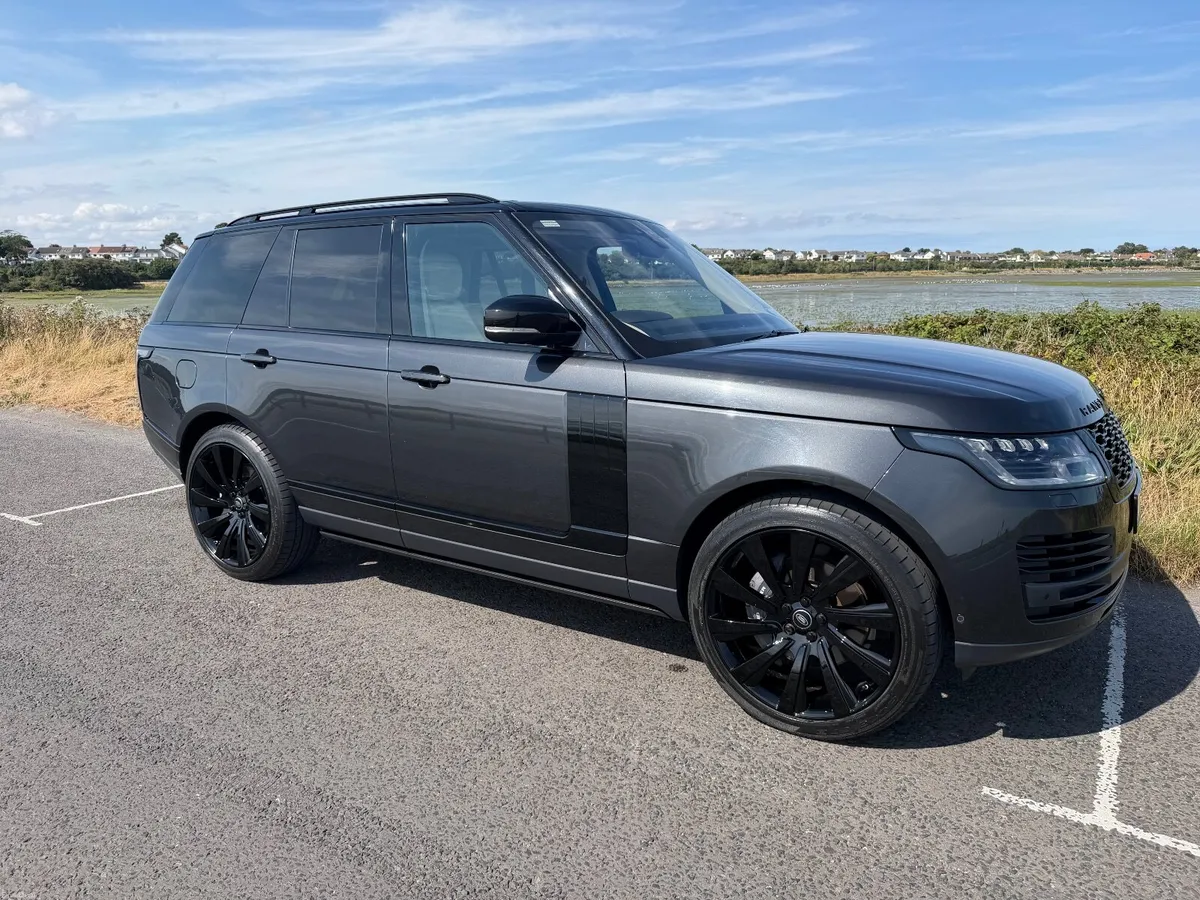 Range Rover Vogue Autobiography Black Edition 2020 - Image 6