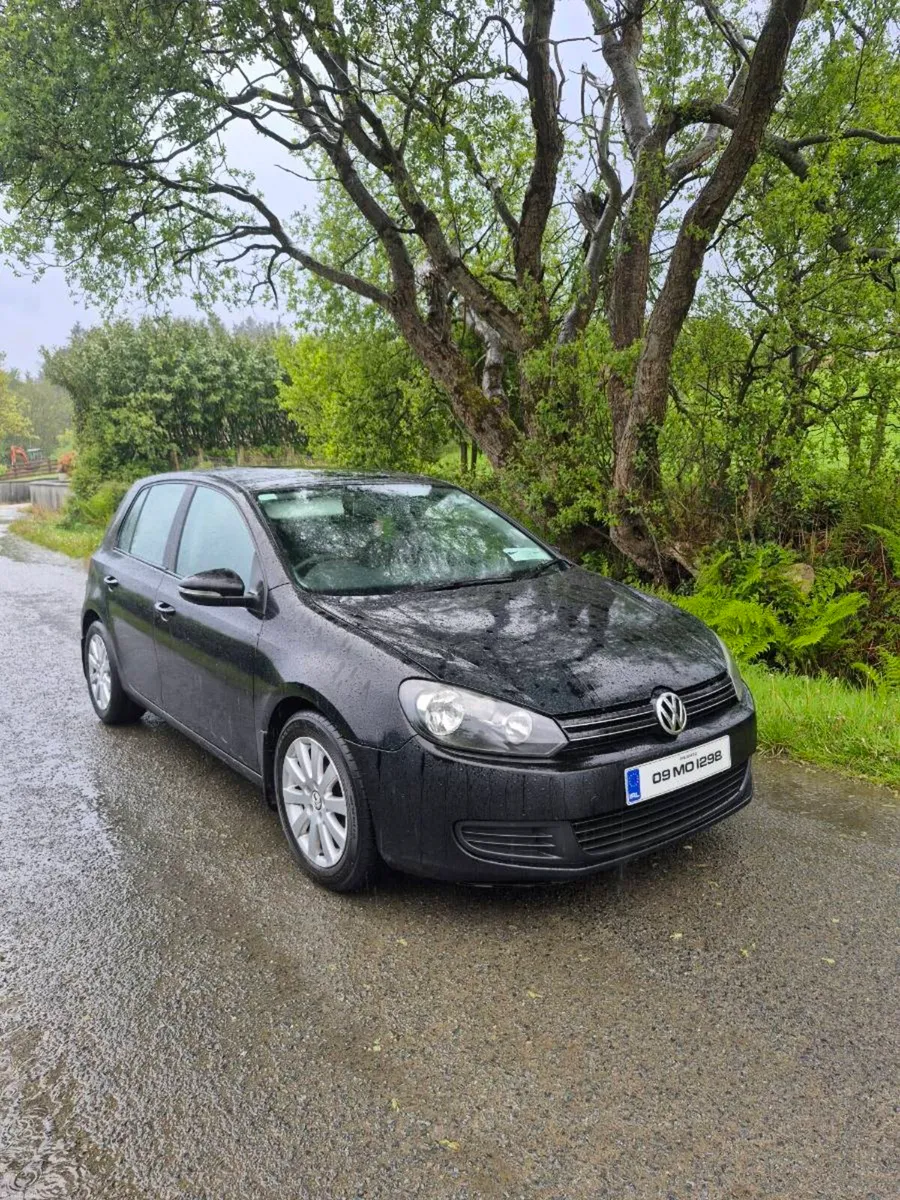 2009 Volkswagen Golf 2.0 TDI - Image 1