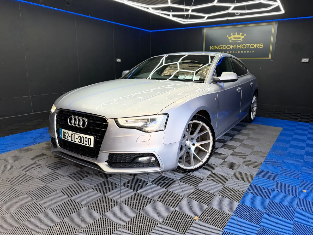Audi A5 S-line BLACK EDITION,AUTO,1 OWNER - Image 6
