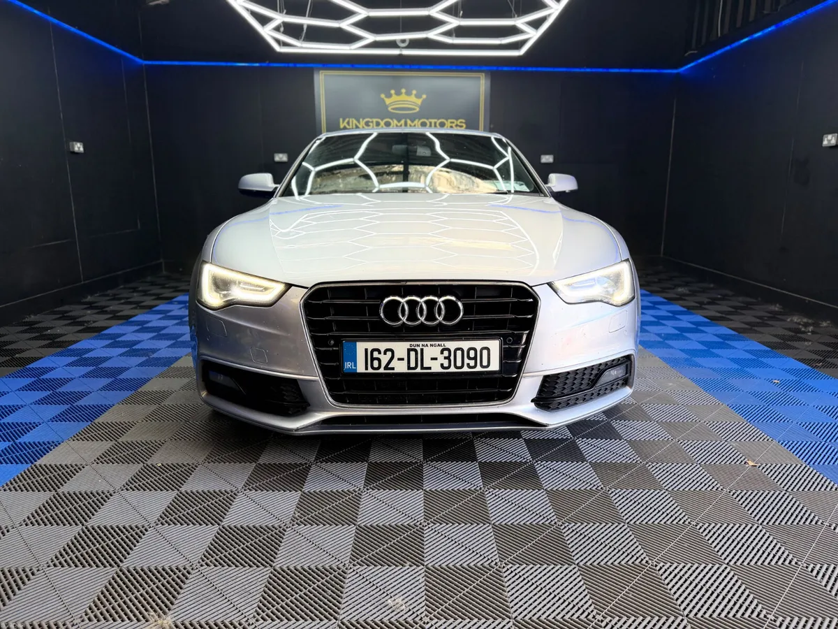 Audi A5 S-line BLACK EDITION,AUTO,1 OWNER - Image 4