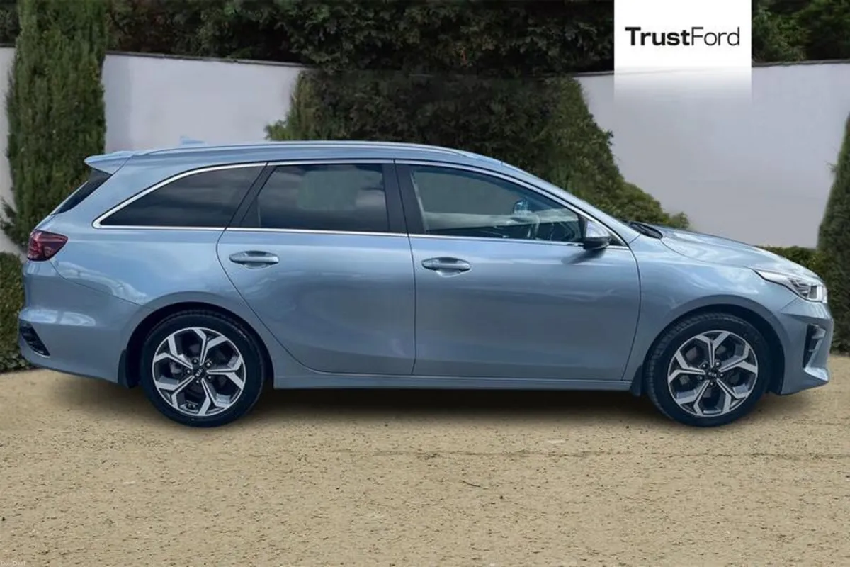 Kia Ceed 1.4T GDi ISG 3 5dr - Image 3
