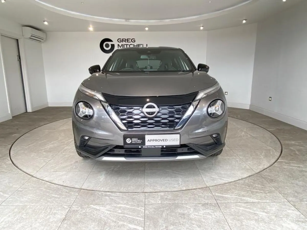 Nissan Juke 1.6 Hybrid Tekna+ 5dr Auto - Image 2
