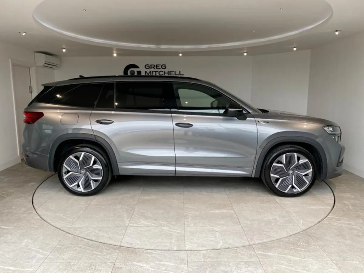 Skoda Kodiaq 1.5 TSI iV 204 SportLine 5dr DSG - Image 4