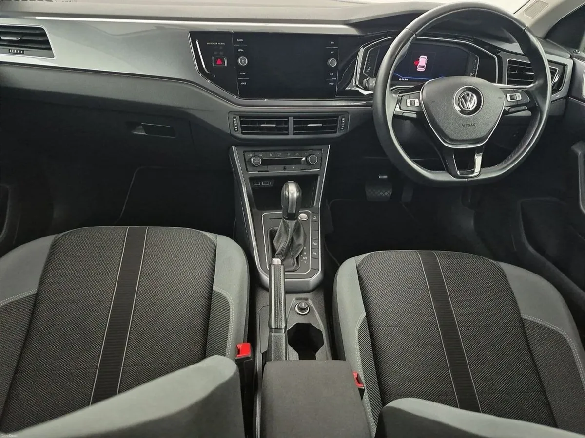 Volkswagen Polo 1.0 Highline TSI 80HP - Image 3