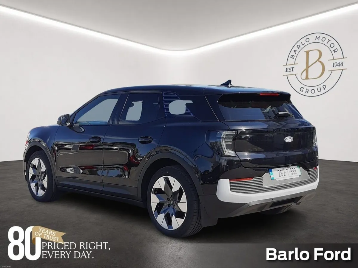 Ford Explorer Premium 77kWh Ext Range RWD **Driver - Image 6