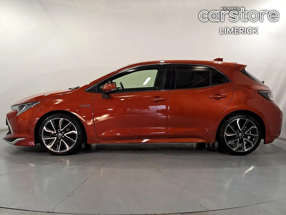 Toyota Corolla 1.8 HYBRID - Image 6