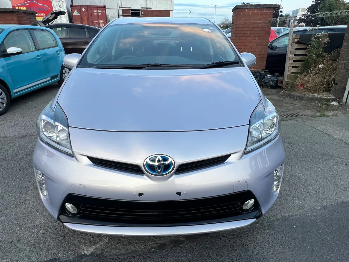 2015 Toyota Prius 1.8 Hybrid / only 41608km - Image 3