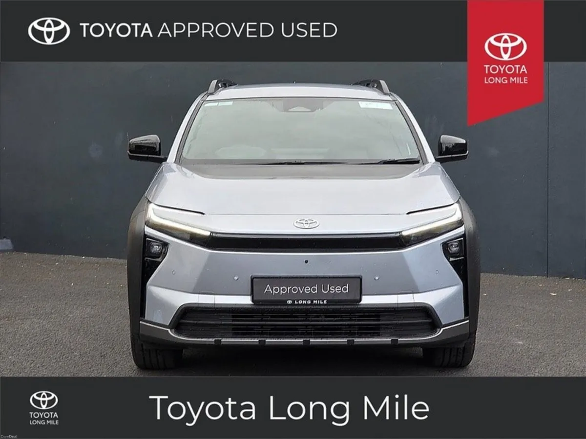 Toyota Other Electric Touring Sport  Save €4,000 - Image 5