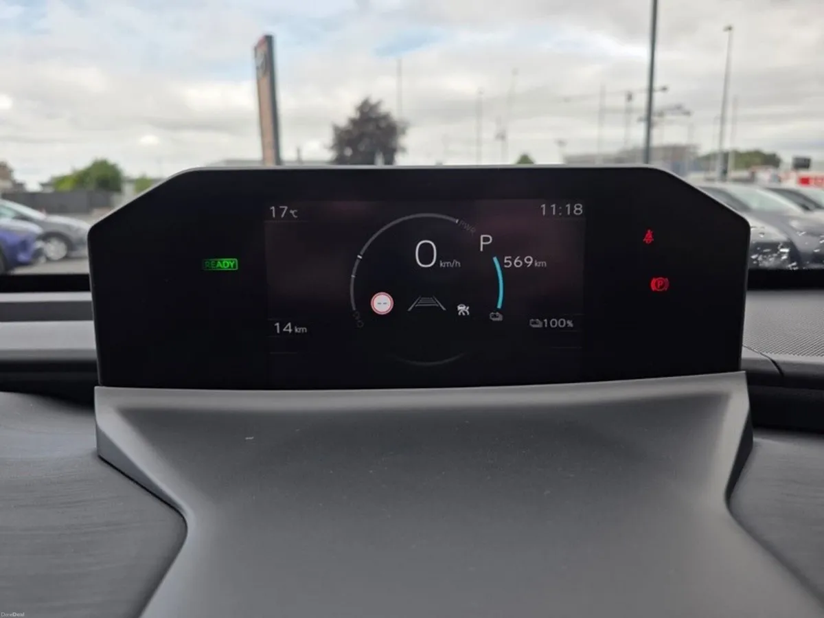 Toyota Other Electric Touring Sport  Save €4,000 - Image 6