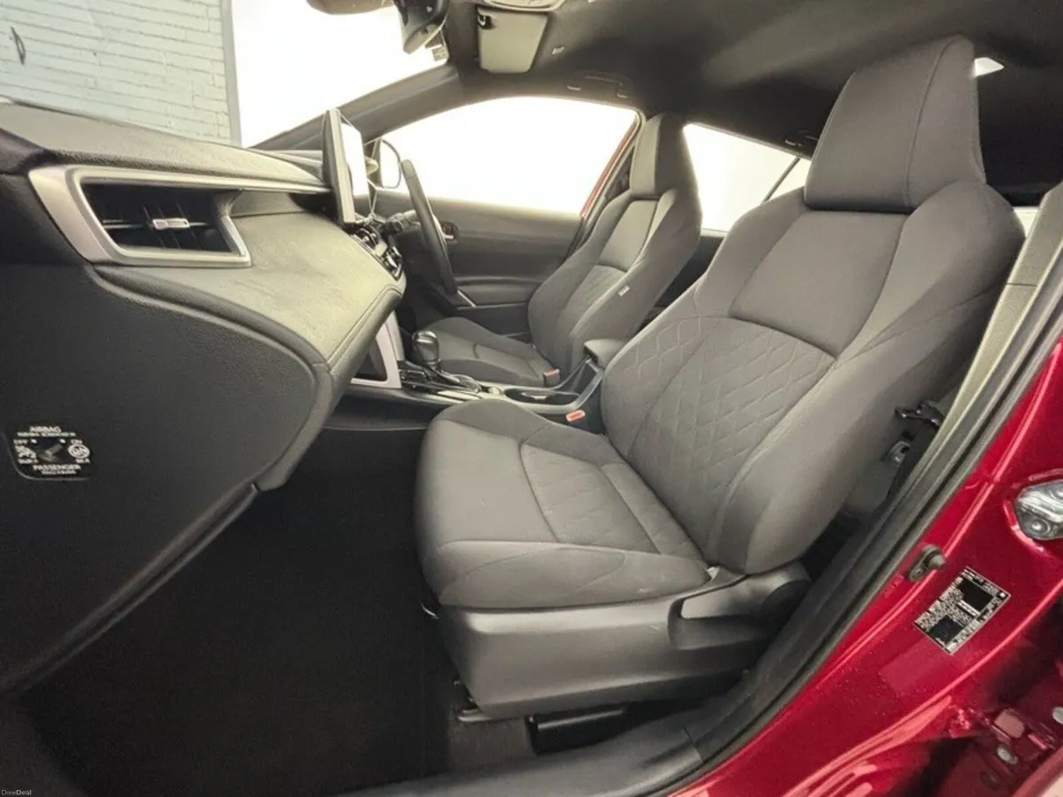 Toyota Corolla Cross Luna - Image 6