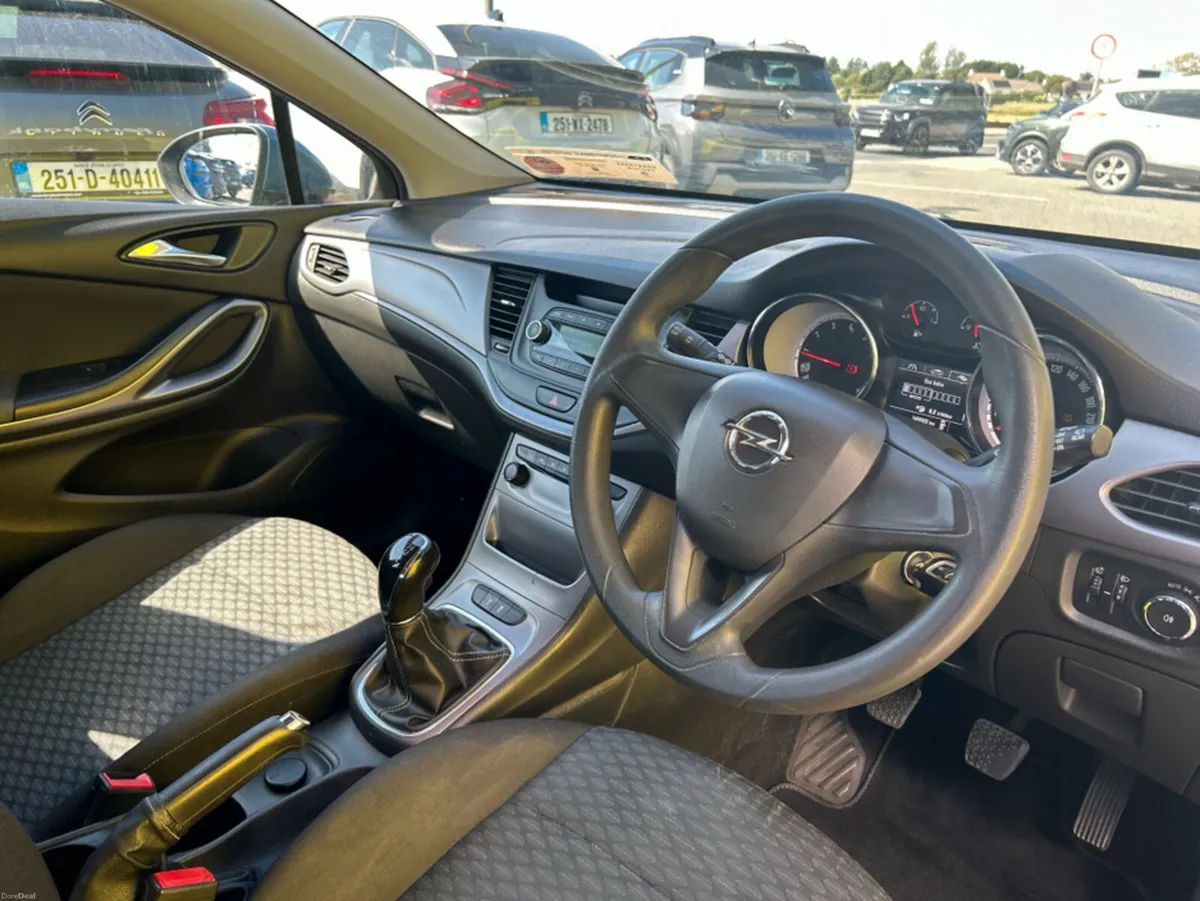 Opel Astra S 1.0T 105PS 5DR - Image 6