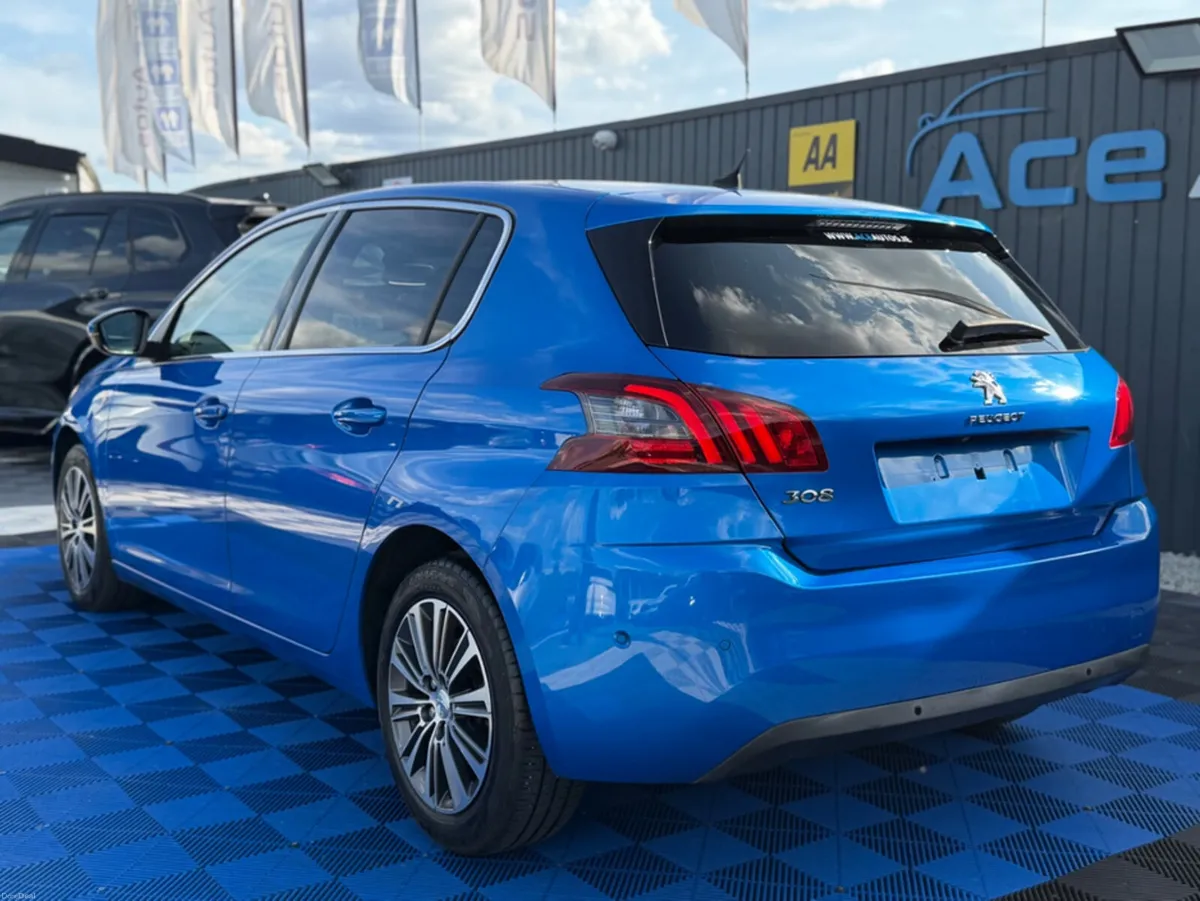 Peugeot 308 ROADTRIP EDT - 1.5L DIESEL - AUTO - 12 - Image 5