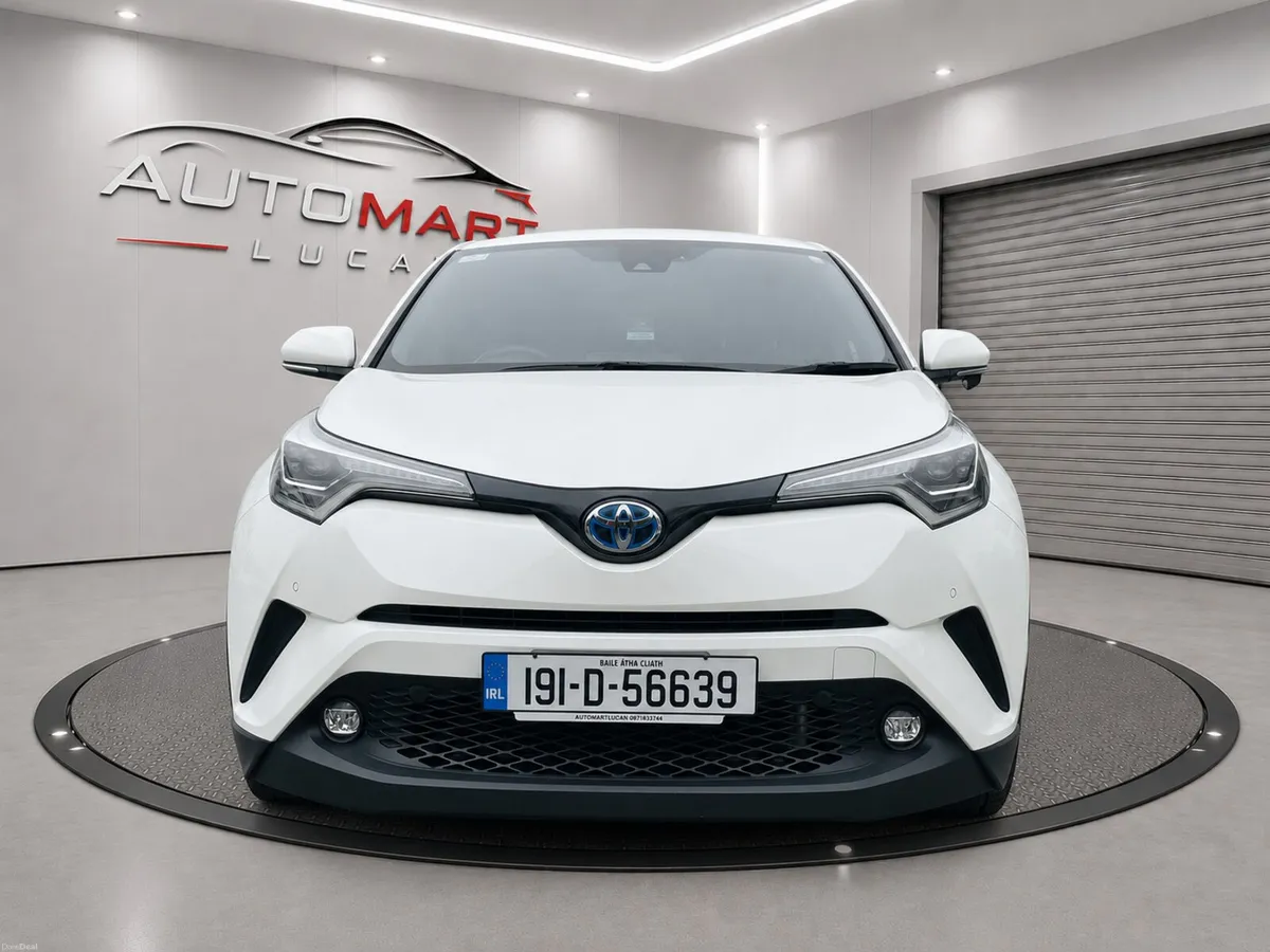 TOYOTA C-HR 2019 HYBRID 47895 KM ONLY 🔥 - Image 2