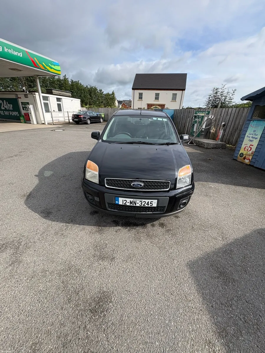 Car - Image 1