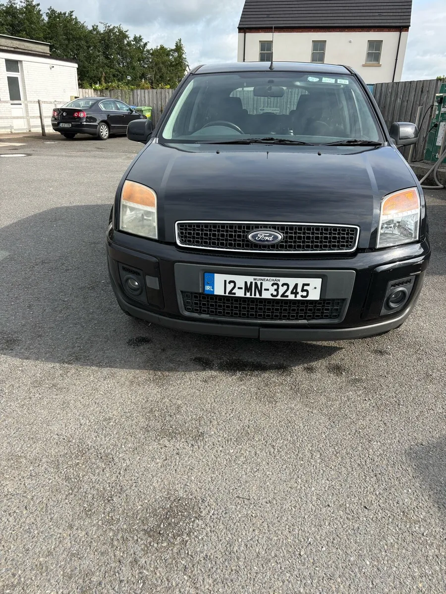 Car - Image 4