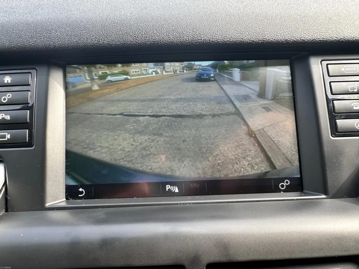 Discovery Sport - Image 6
