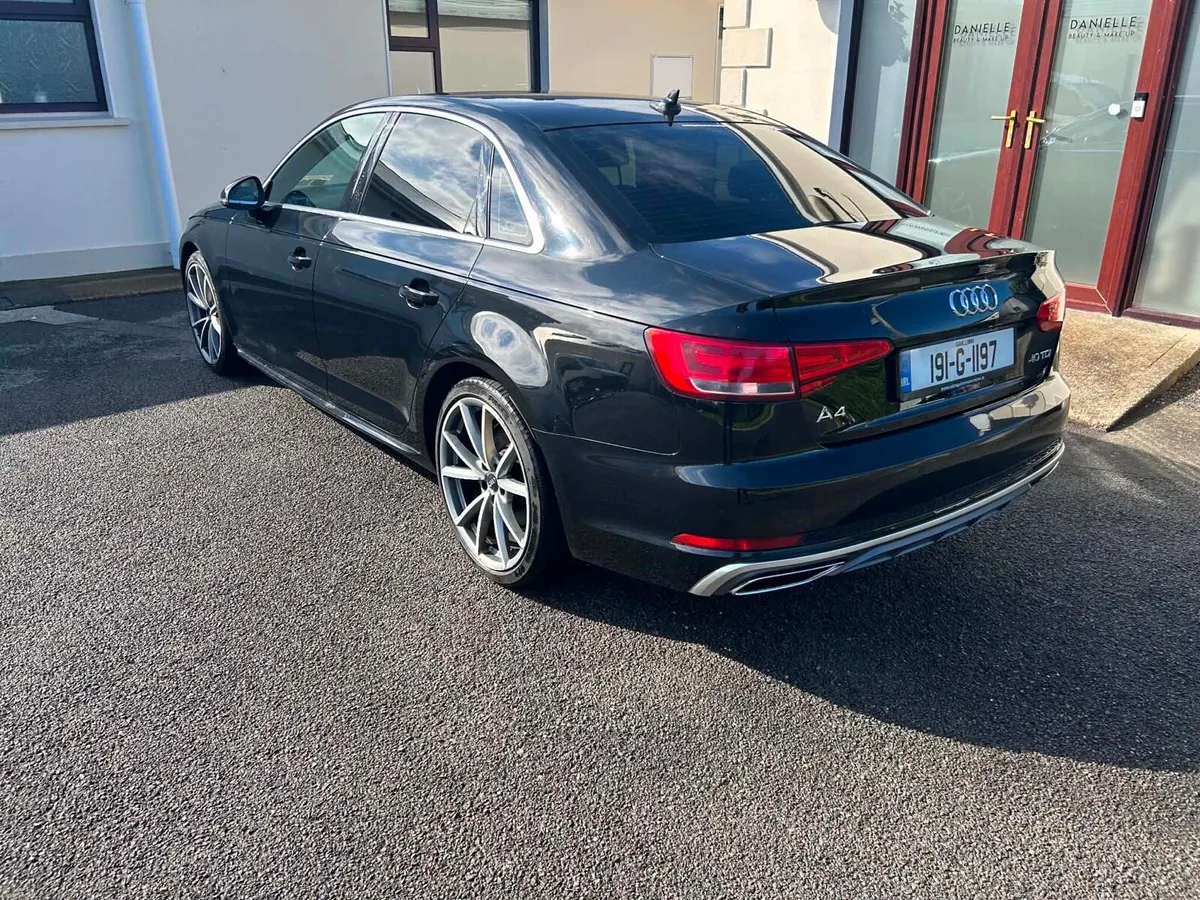 Audi a4 2019 sline - Image 1