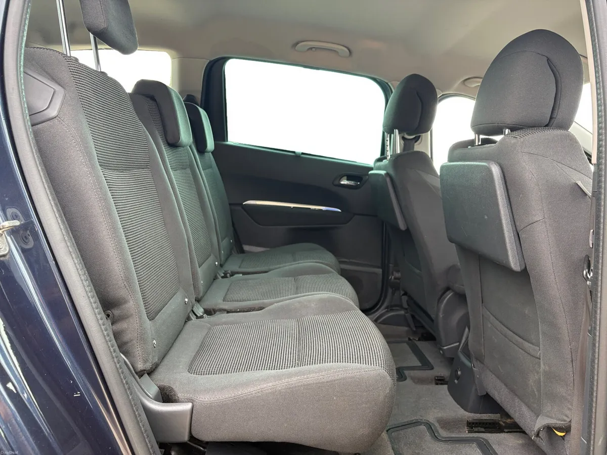 2014 5008 ACTIVE 1.6HDI 7 SEATER - Image 5