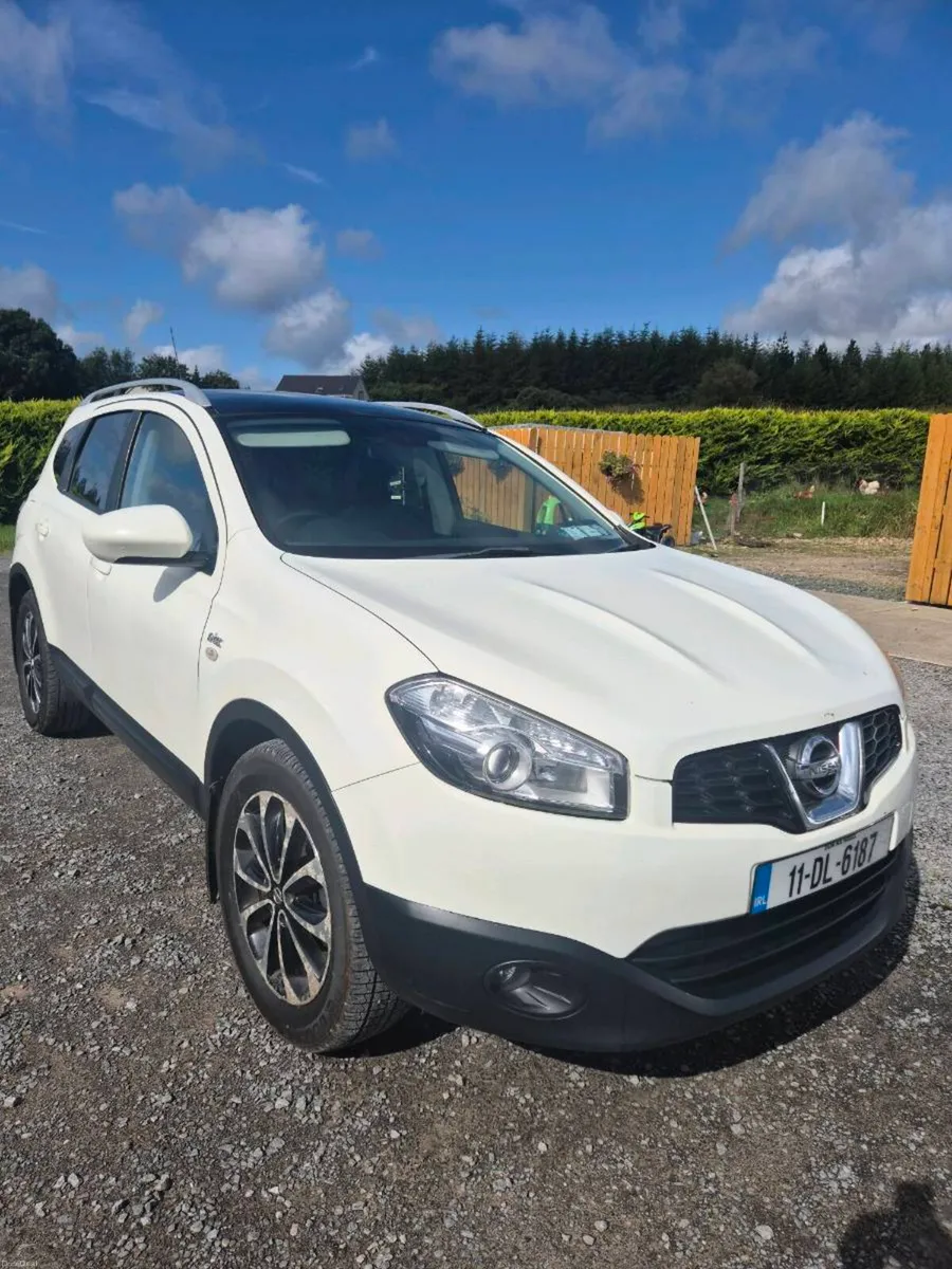 2011 Nissan qashqai +2 - Image 1