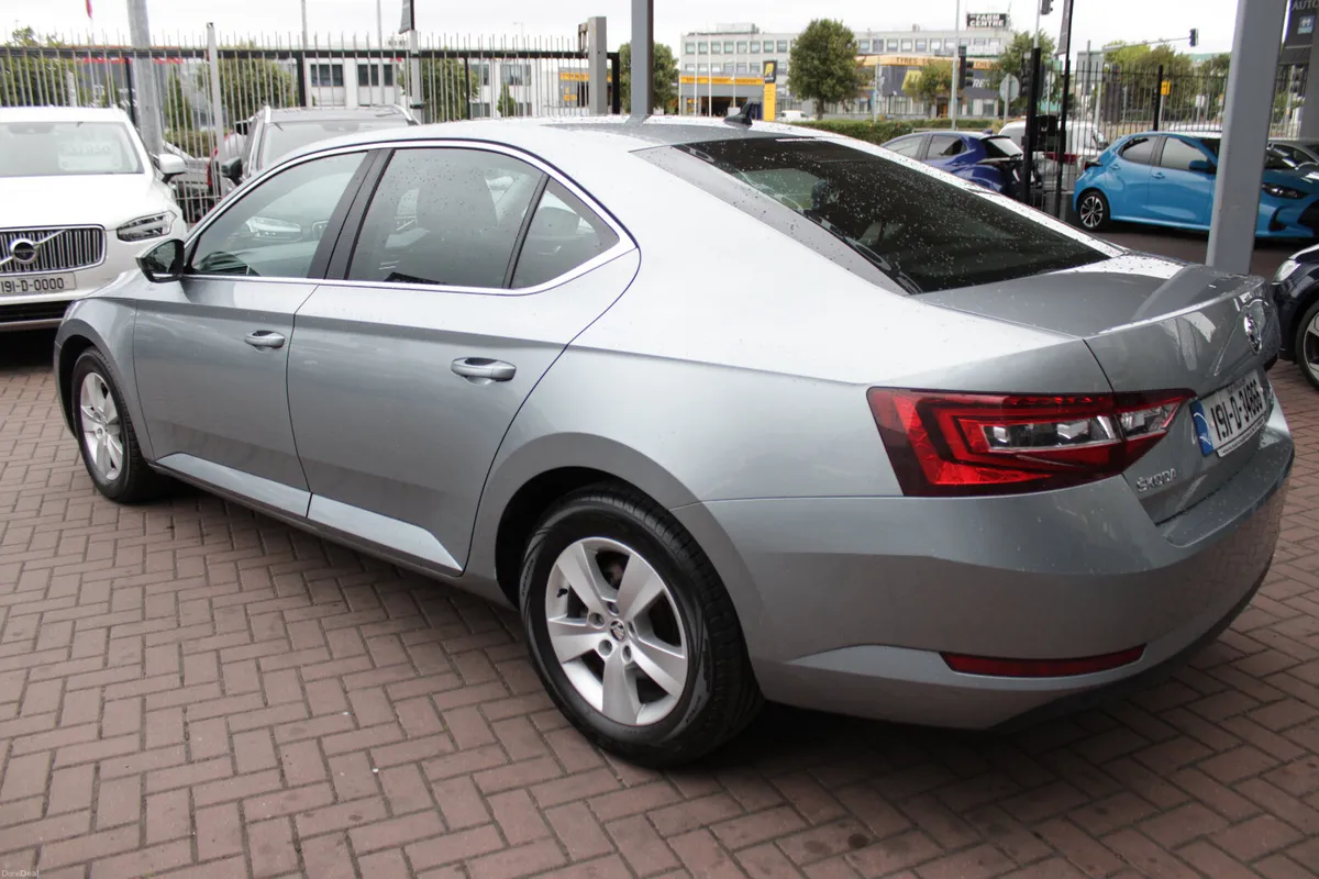 2019 SKODA SUPERB 2.0 TDI 150BHP DSG AMBITION 4DR - Image 6