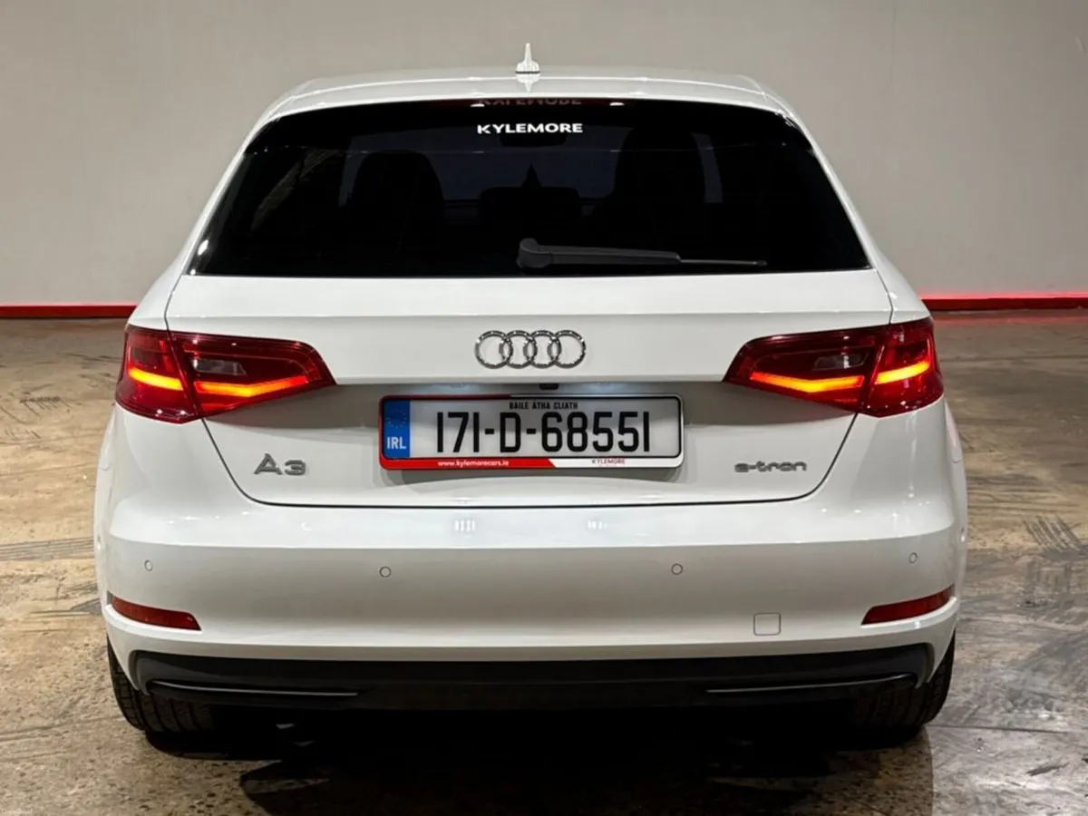 Audi A3 E-TRON 1.4L TFSI HYBRID AUTOMATIC - ELECTR - Image 4
