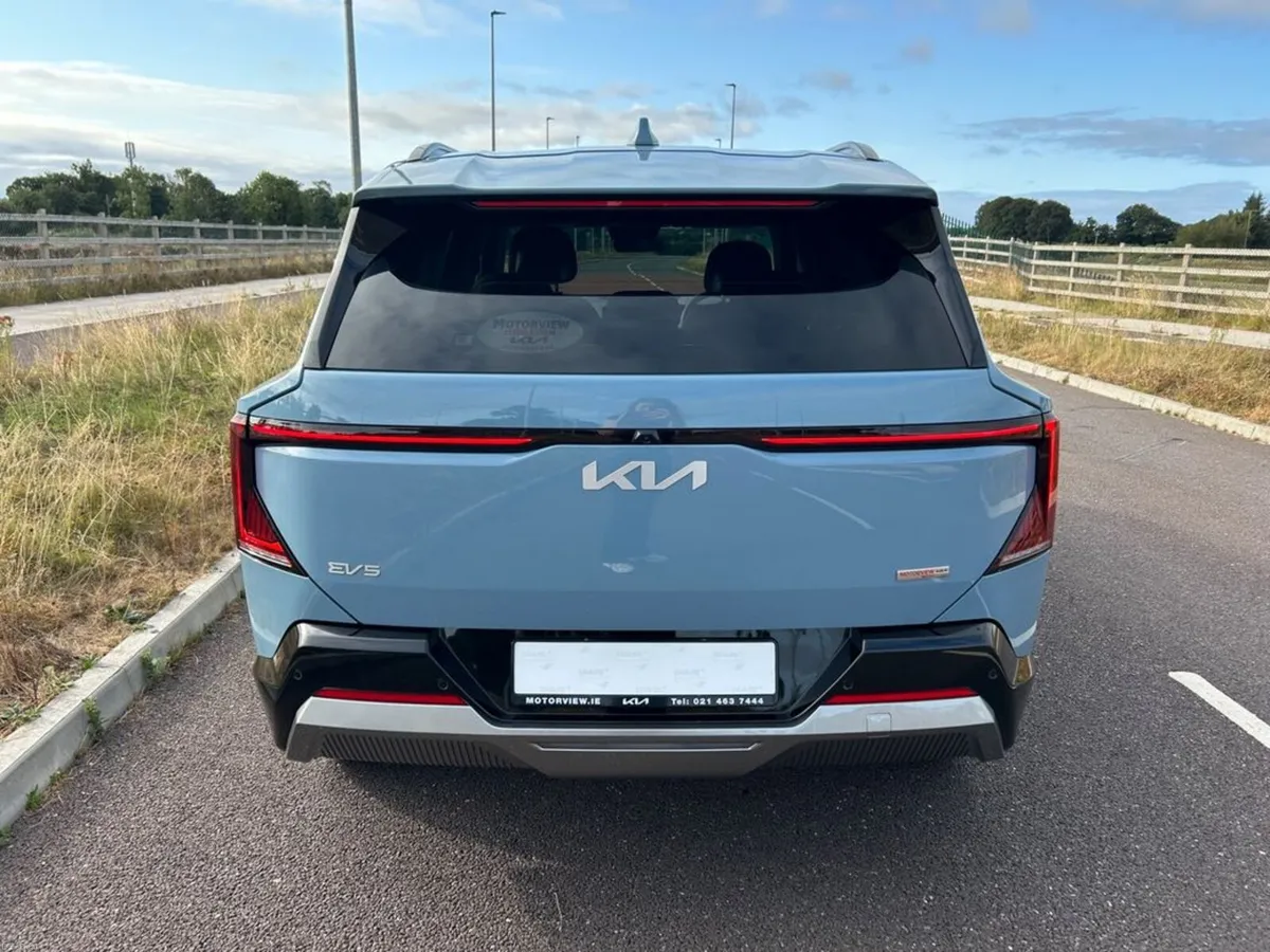 Kia EV5 Earth 3 *OVER 500KM RANGE* *7 years Kia Wa - Image 6