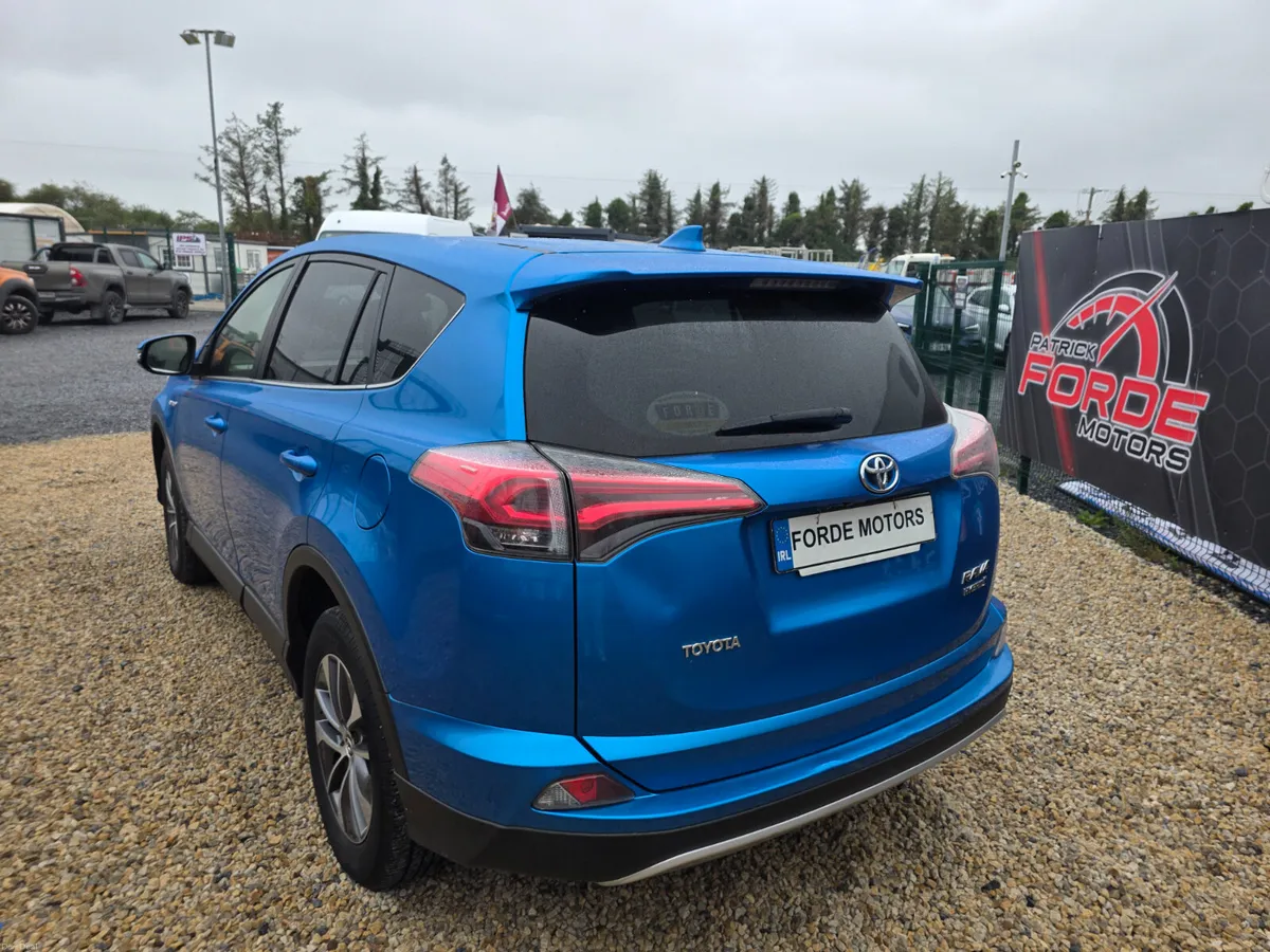 Toyota RAV4 2016 - Image 3