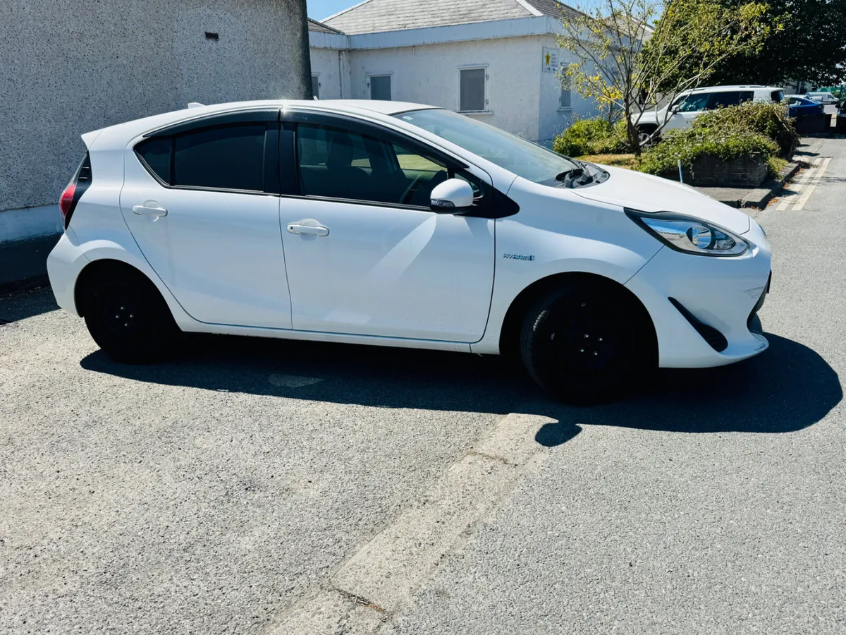 TOYOTA AQUA HYBRID NEW NCT 6/28 ***SUMMER SALE*** - Image 4