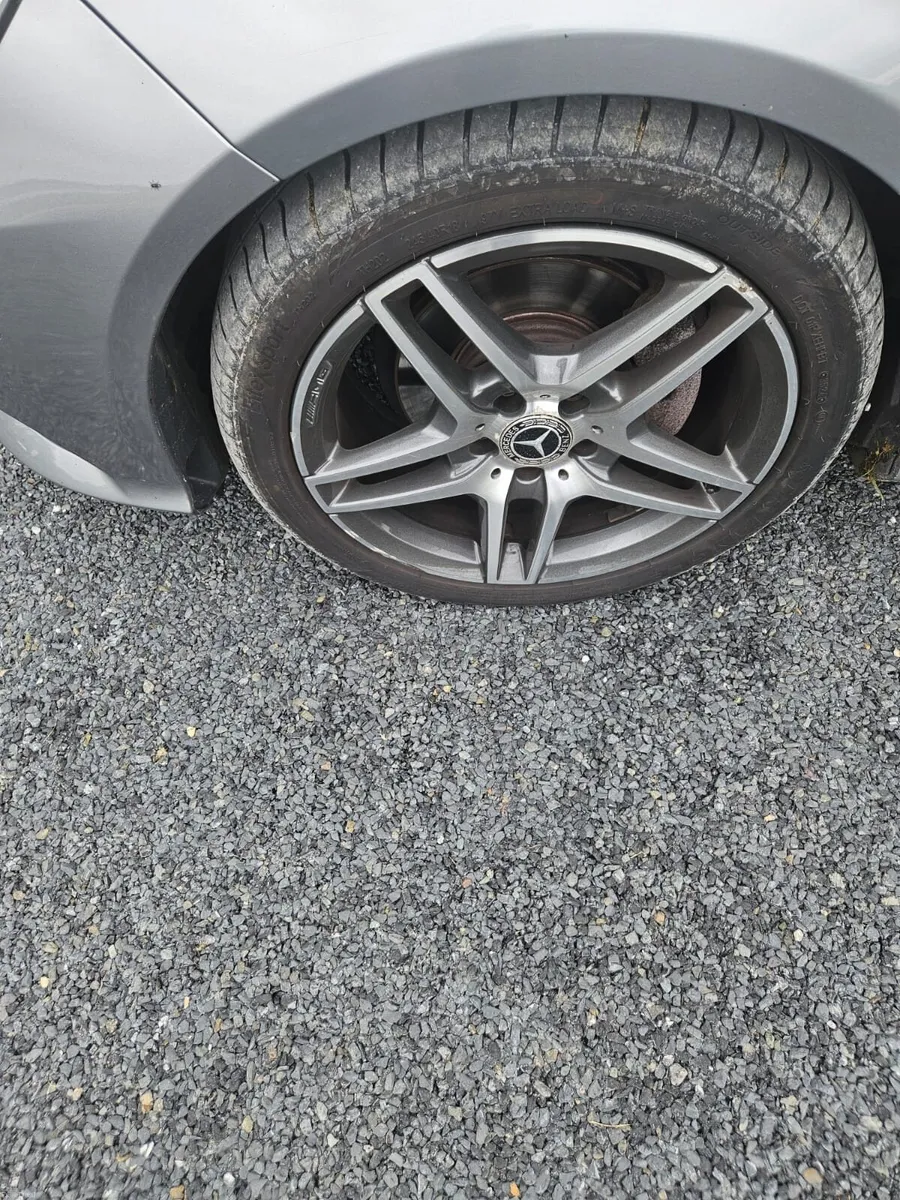 Mercedes E220 Estate - Image 6