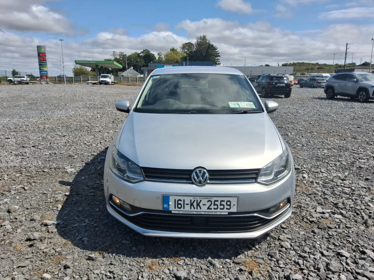 Volkswagen Polo 2016 - Image 2
