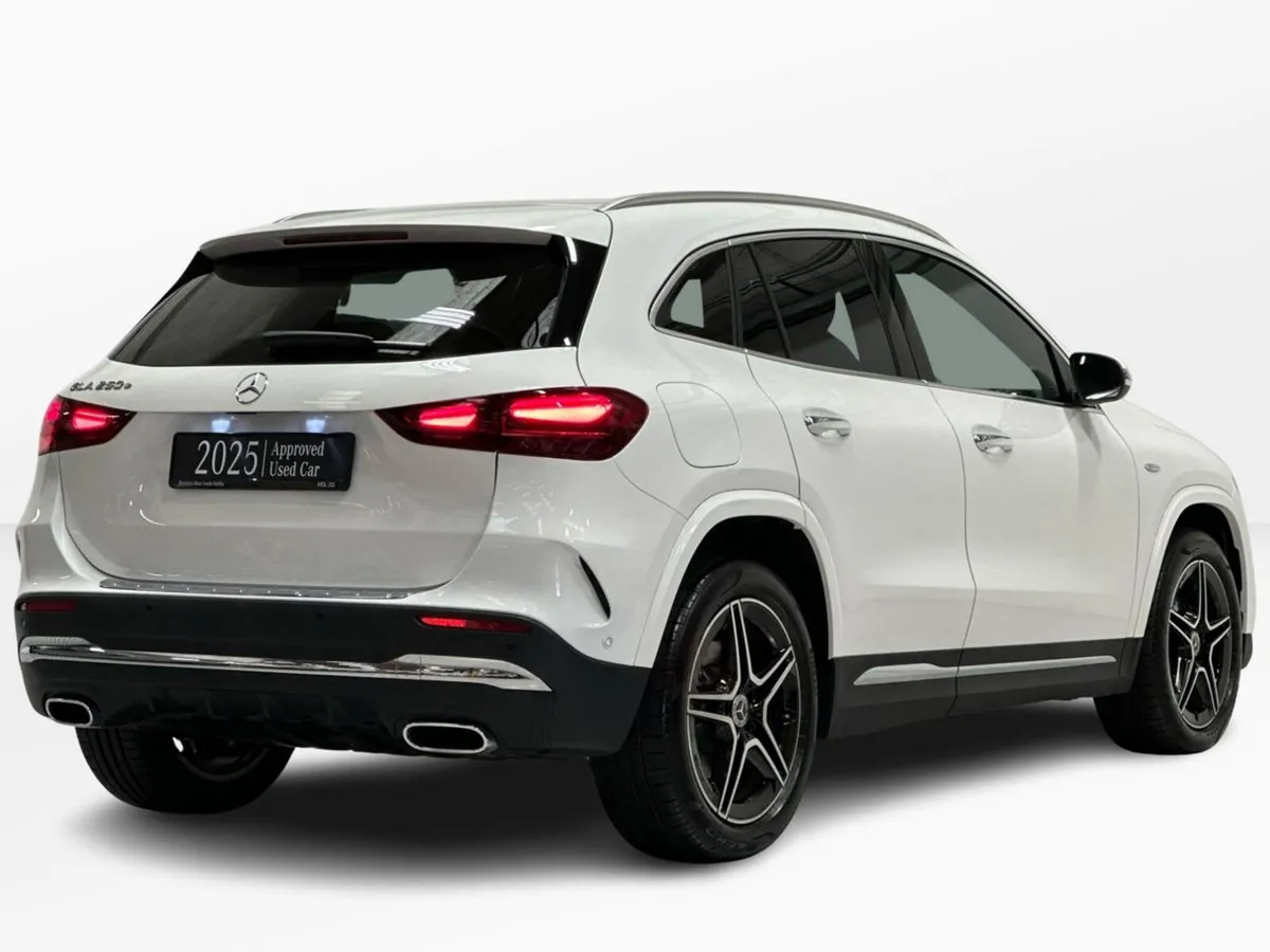 Mercedes-Benz GLA GLA250 e AMG Line Exclusive Edit - Image 3