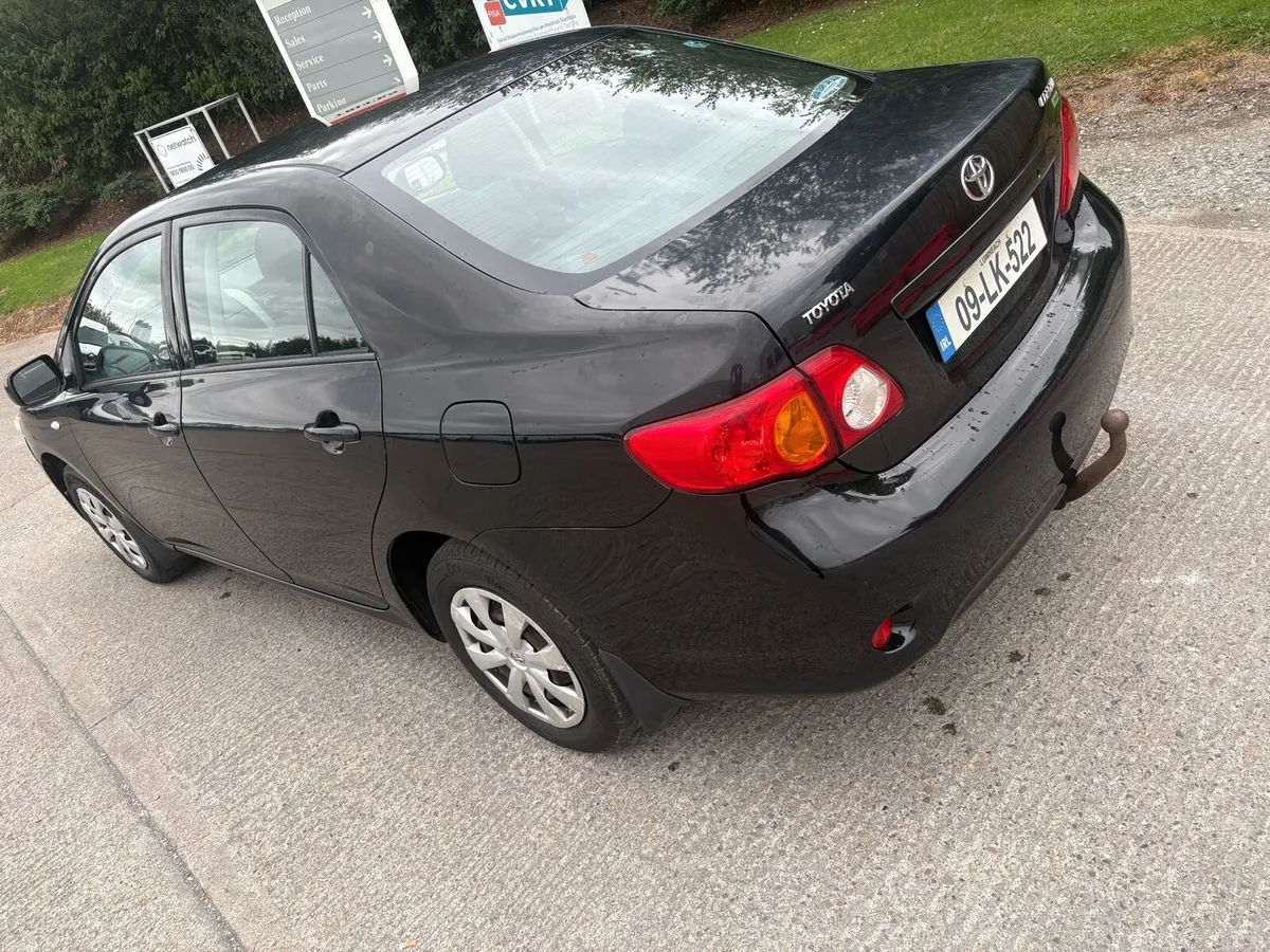 Toyota Corolla - Image 4