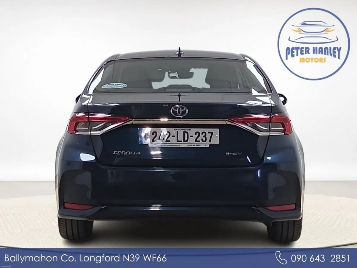 Toyota Corolla 1.8 Hybrid Luna Saloon - Image 6
