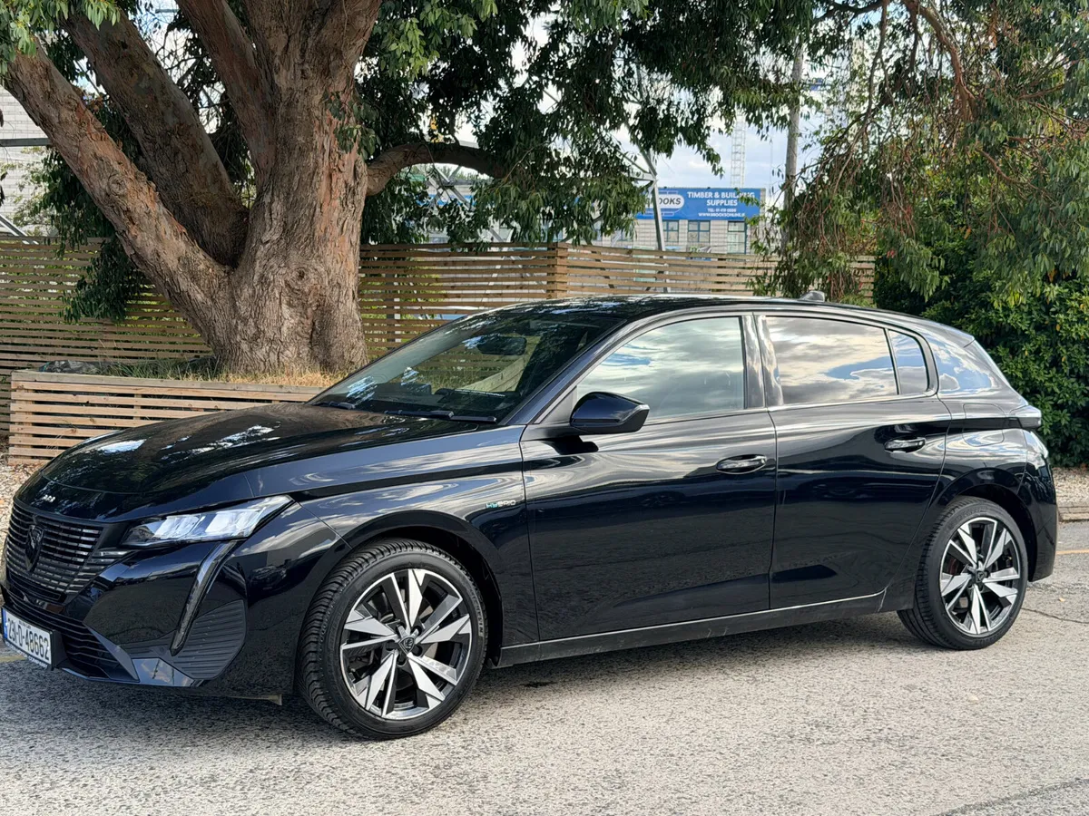 2023 Peugeot 308..1.6 ALLURE.APPLE CAR PLAY.2 KEYS - Image 2