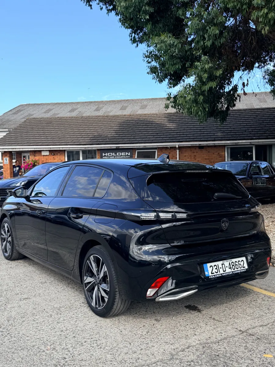 2023 Peugeot 308..1.6 ALLURE.APPLE CAR PLAY.2 KEYS - Image 4