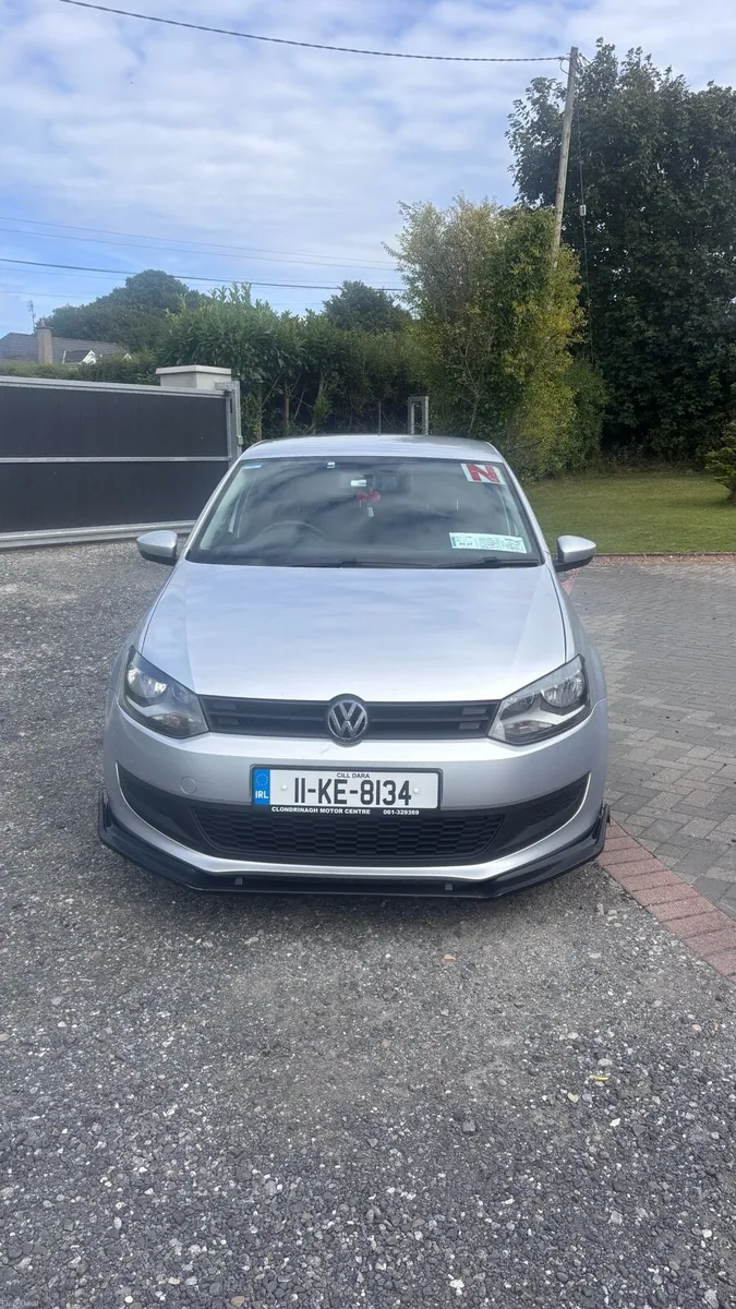 Volkswagen polo 1.4L petrol manual - Image 3