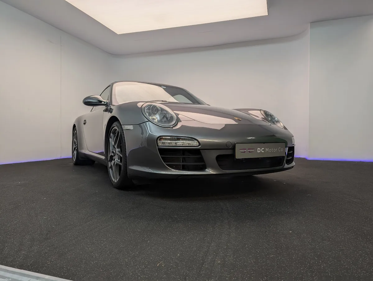 Porsche 911 Carrera S **Future Classic** - Image 6
