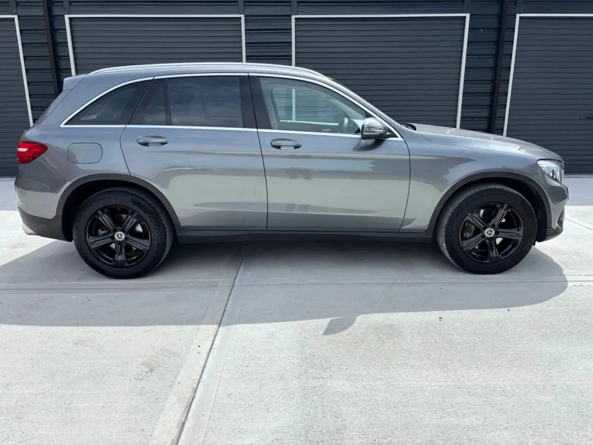 2017 Mercedes-Benz GLC 220 D 4 Matic Auto Diesel - Image 6