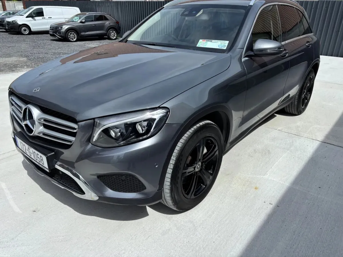 2017 Mercedes-Benz GLC 220 D 4 Matic Auto Diesel - Image 2