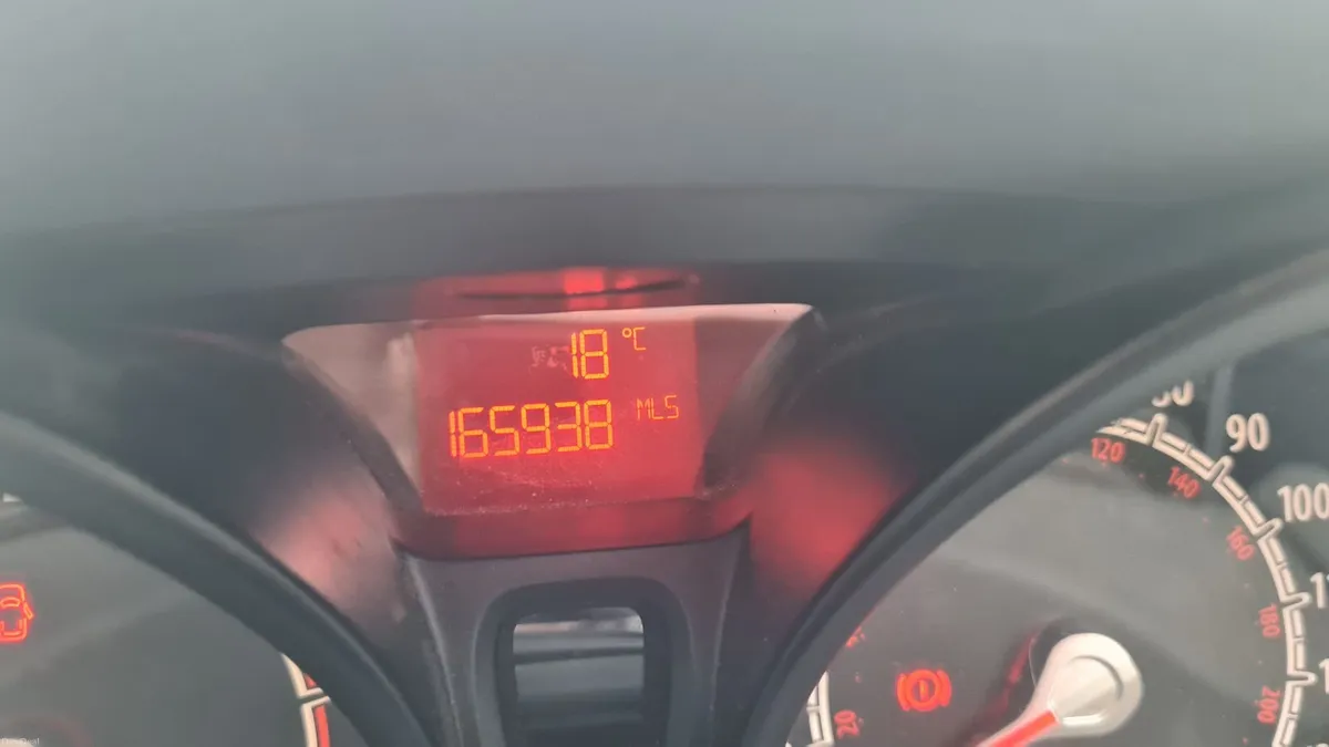 Ford Fiesta 2011 - Image 3