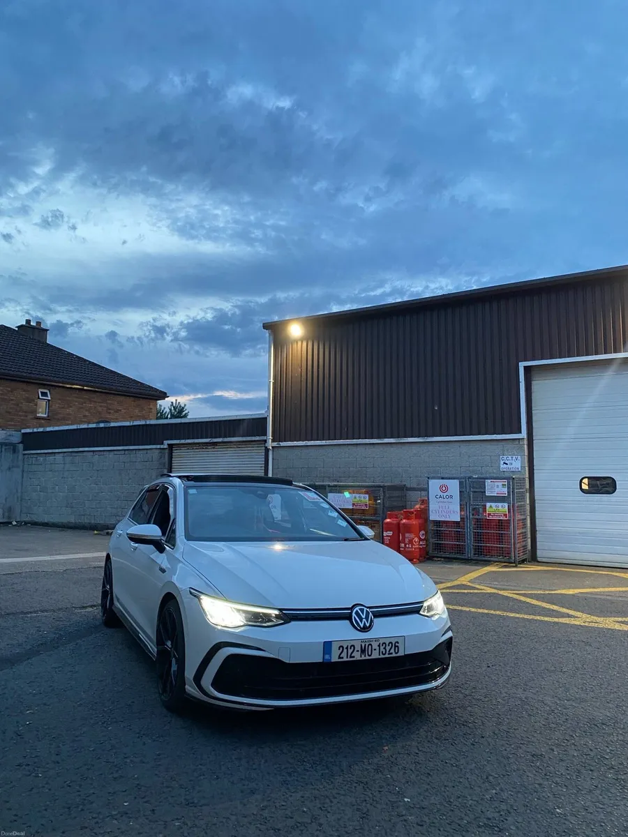 2021 Vw golf r line 2.0 diesel - Image 2
