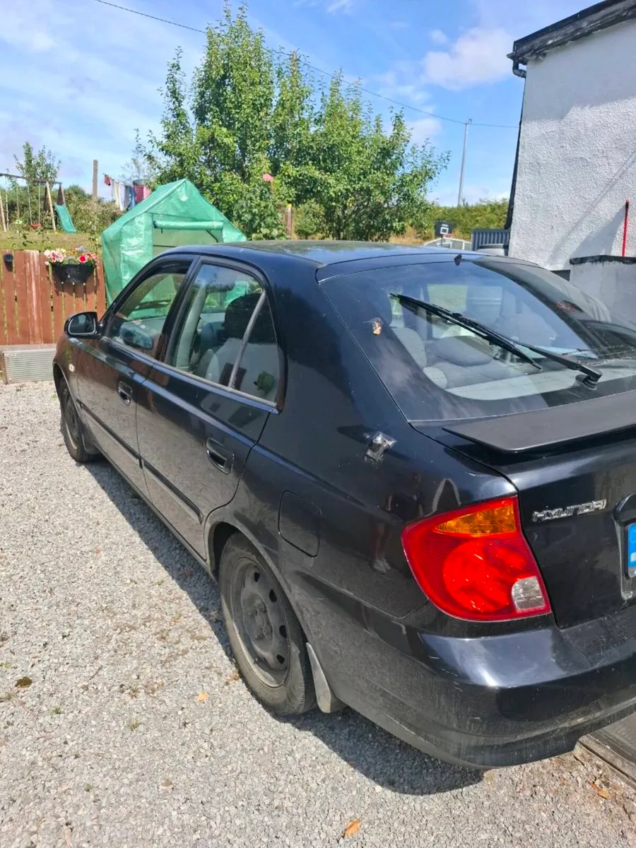 Hyundai accent - Image 3