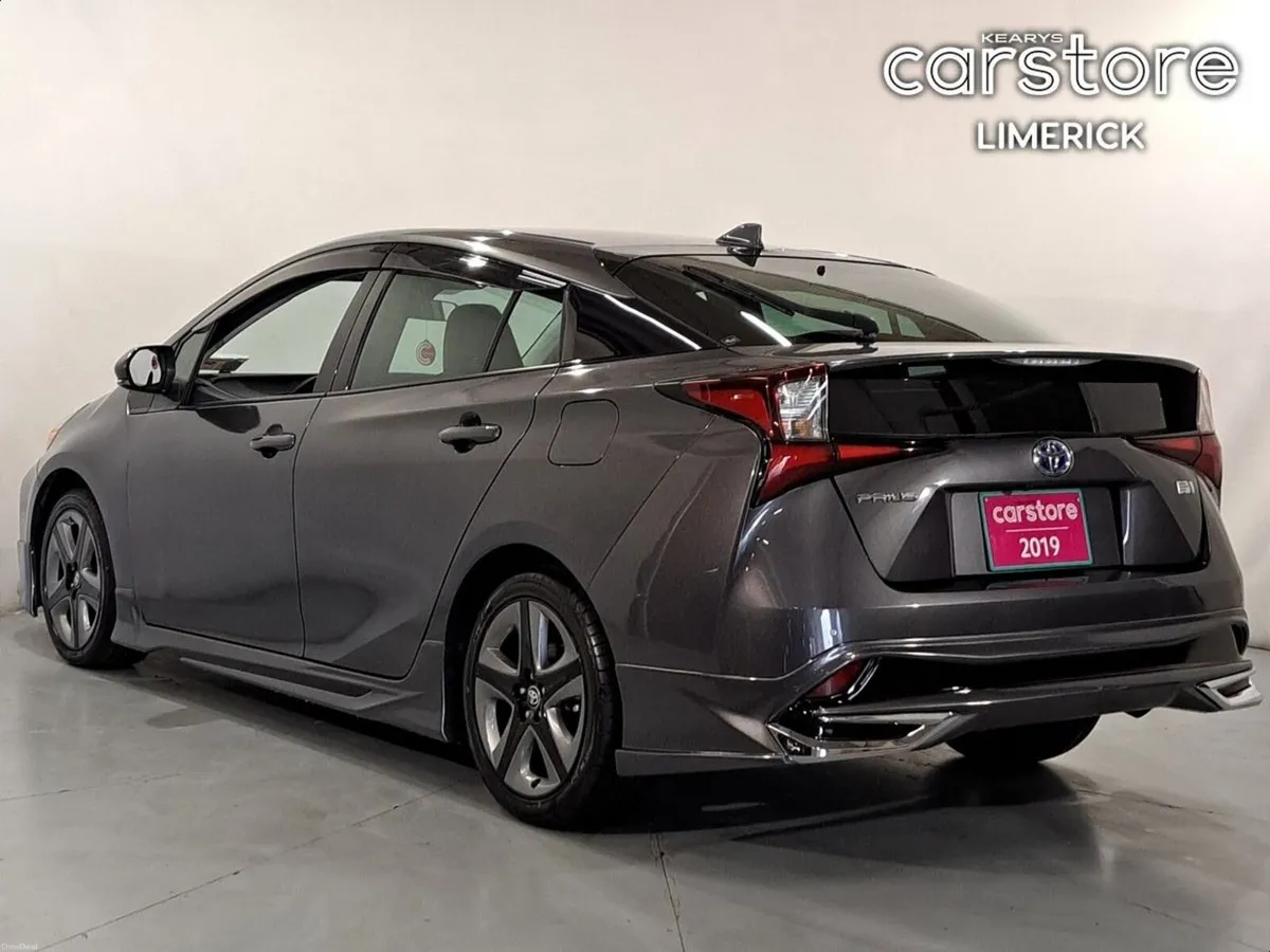 Toyota Prius 1.8 HYBRID - Image 5