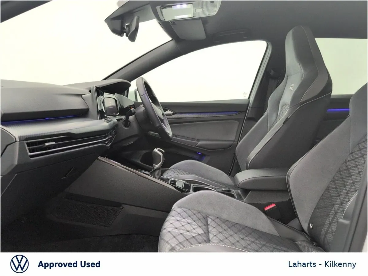 Volkswagen Golf R-LINE 2.0TDI 5DR 150HP *SPORT SUS - Image 4