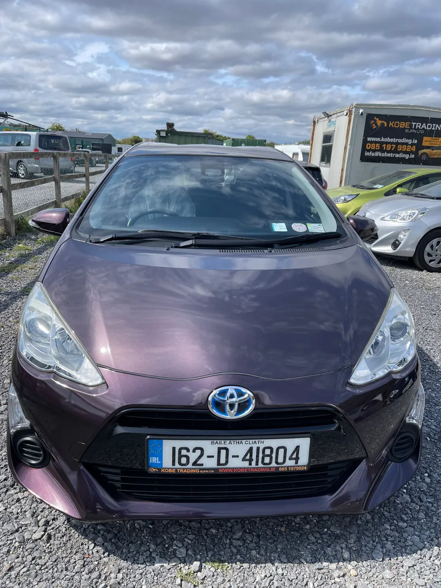 Toyota Aqua 2016 Low mileage Automatic hybrid - Image 4