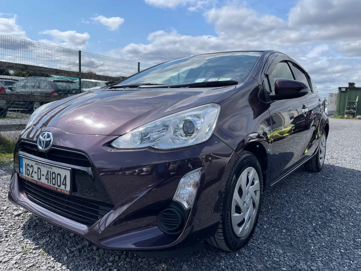 Toyota Aqua 2016 Low mileage Automatic hybrid - Image 5