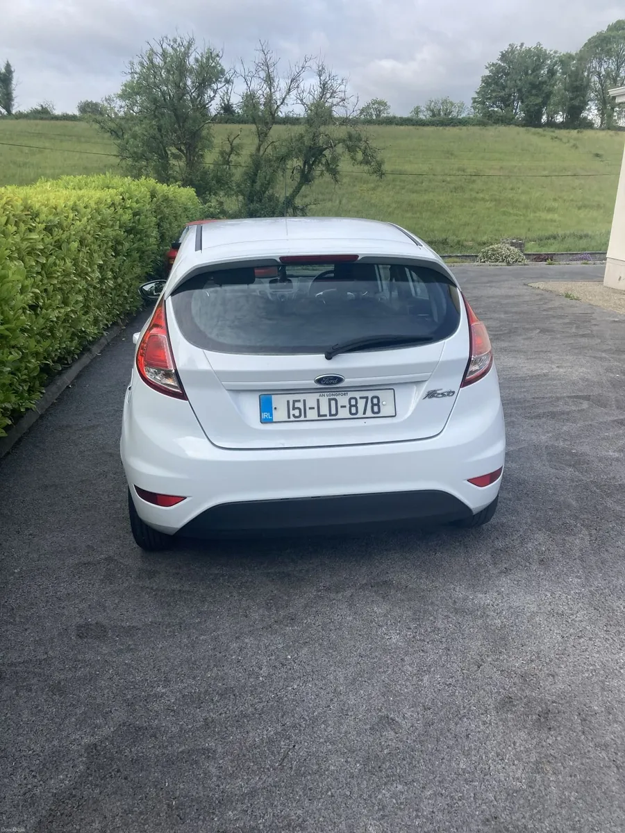 2015 Ford Fiesta 1.6 TDCi Style Econetic - Image 2