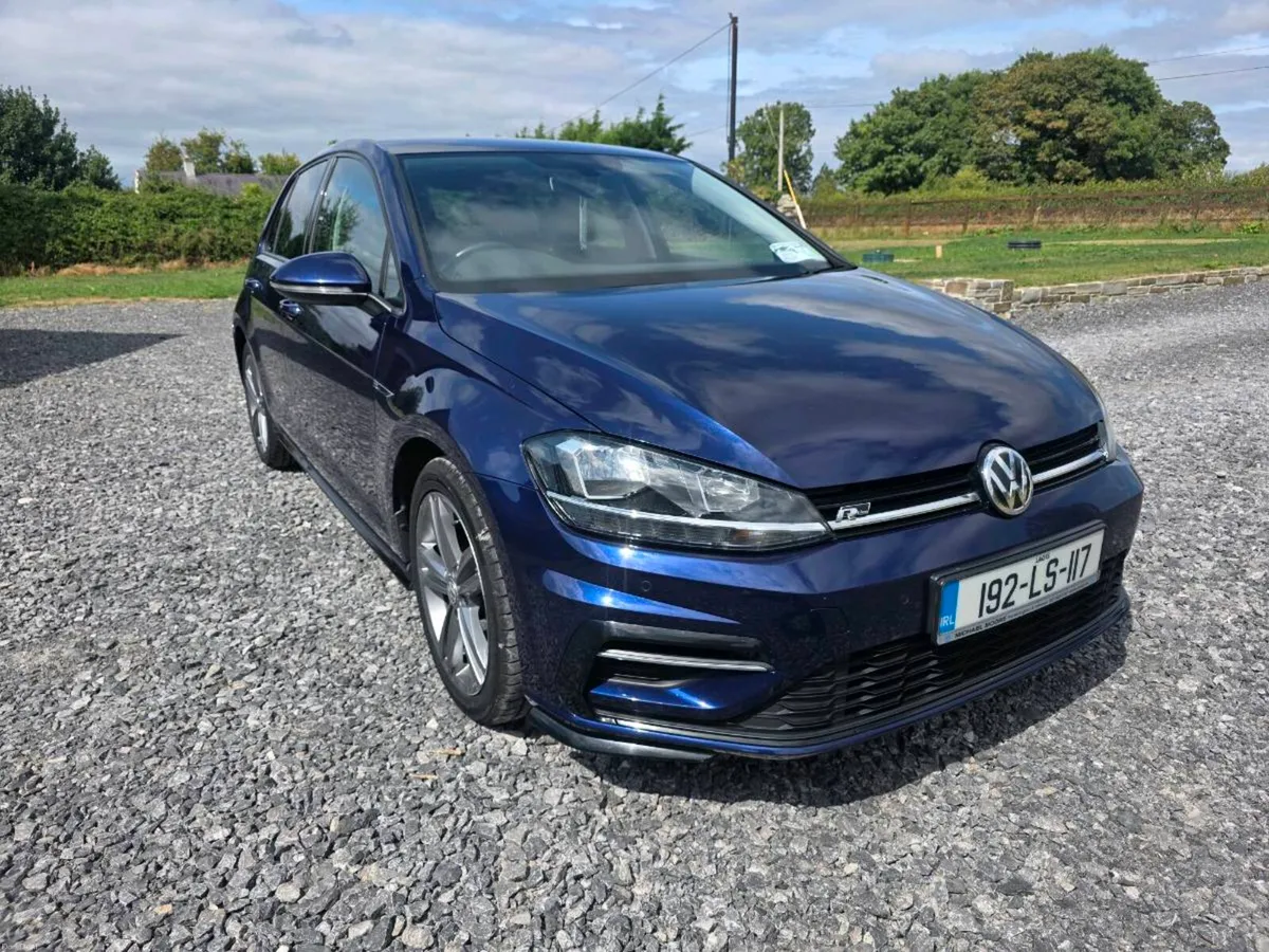 Volkswagen Golf R-Line - Image 1